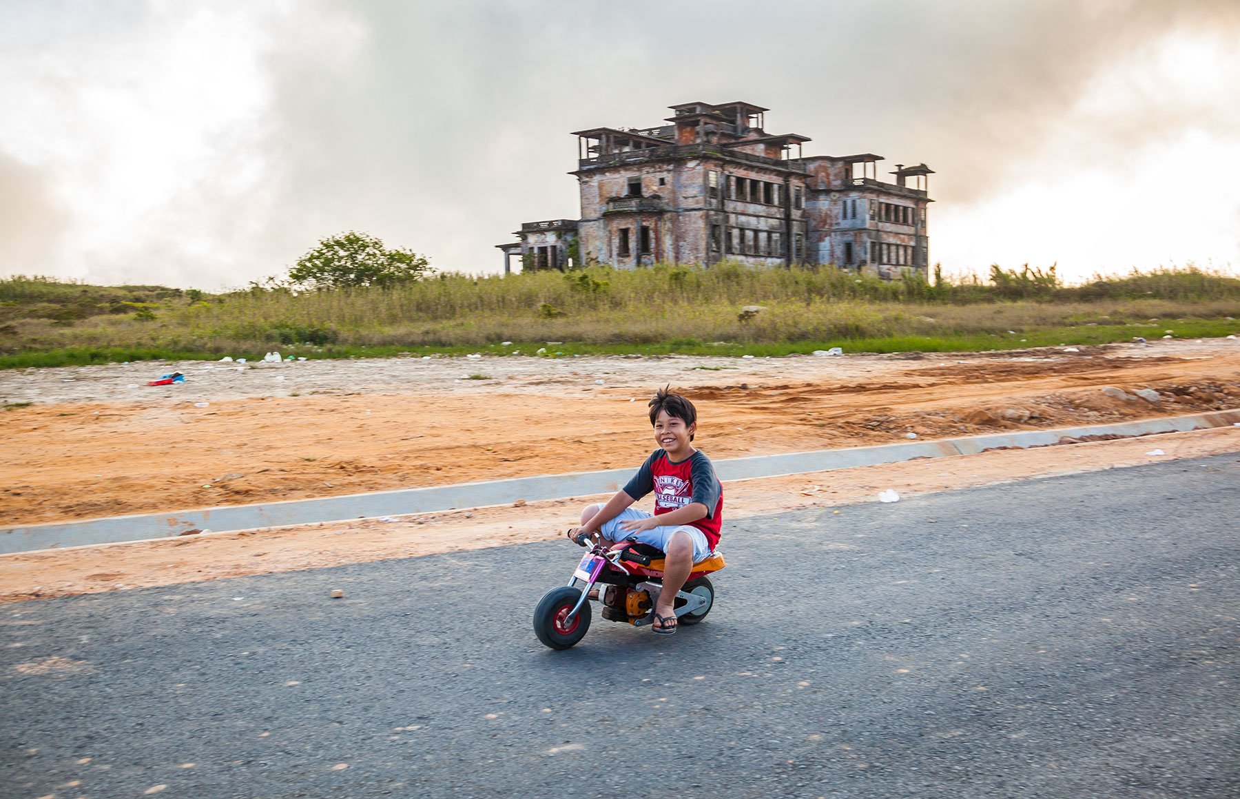 "City in the Clouds" | Bokor Hill (Phnom Bokor)