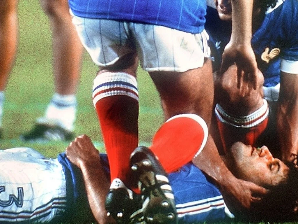 Fotbollen och minnet av smärtan