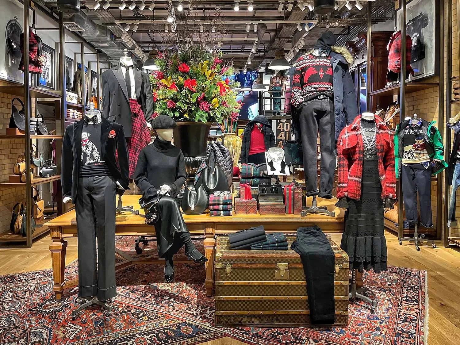 Ralph_Lauren_1657-Visual_Merchandising_made_by_Melike.jpg