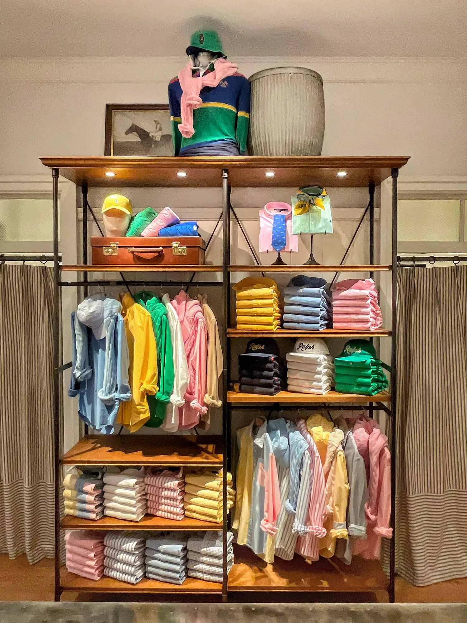 Ralph_Lauren_4391-Visual_Merchandising_made_by_Melike.jpg