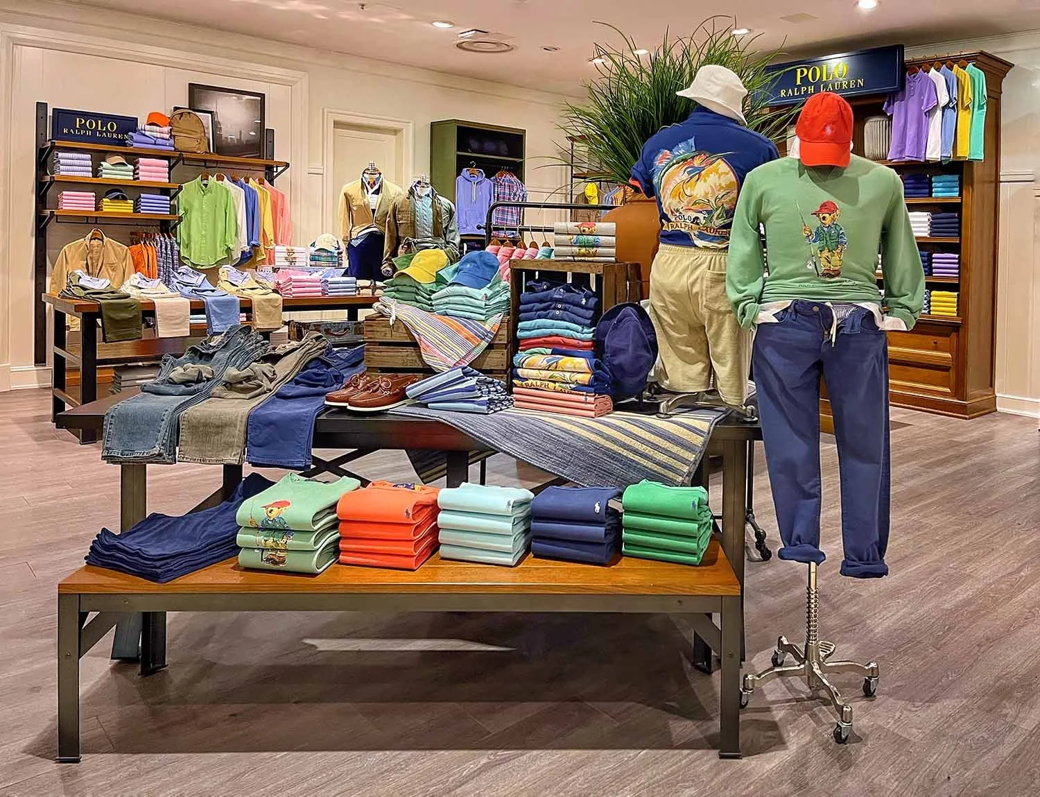 Ralph_Lauren_6499-Visual_Merchandising_made_by_Melike.jpg