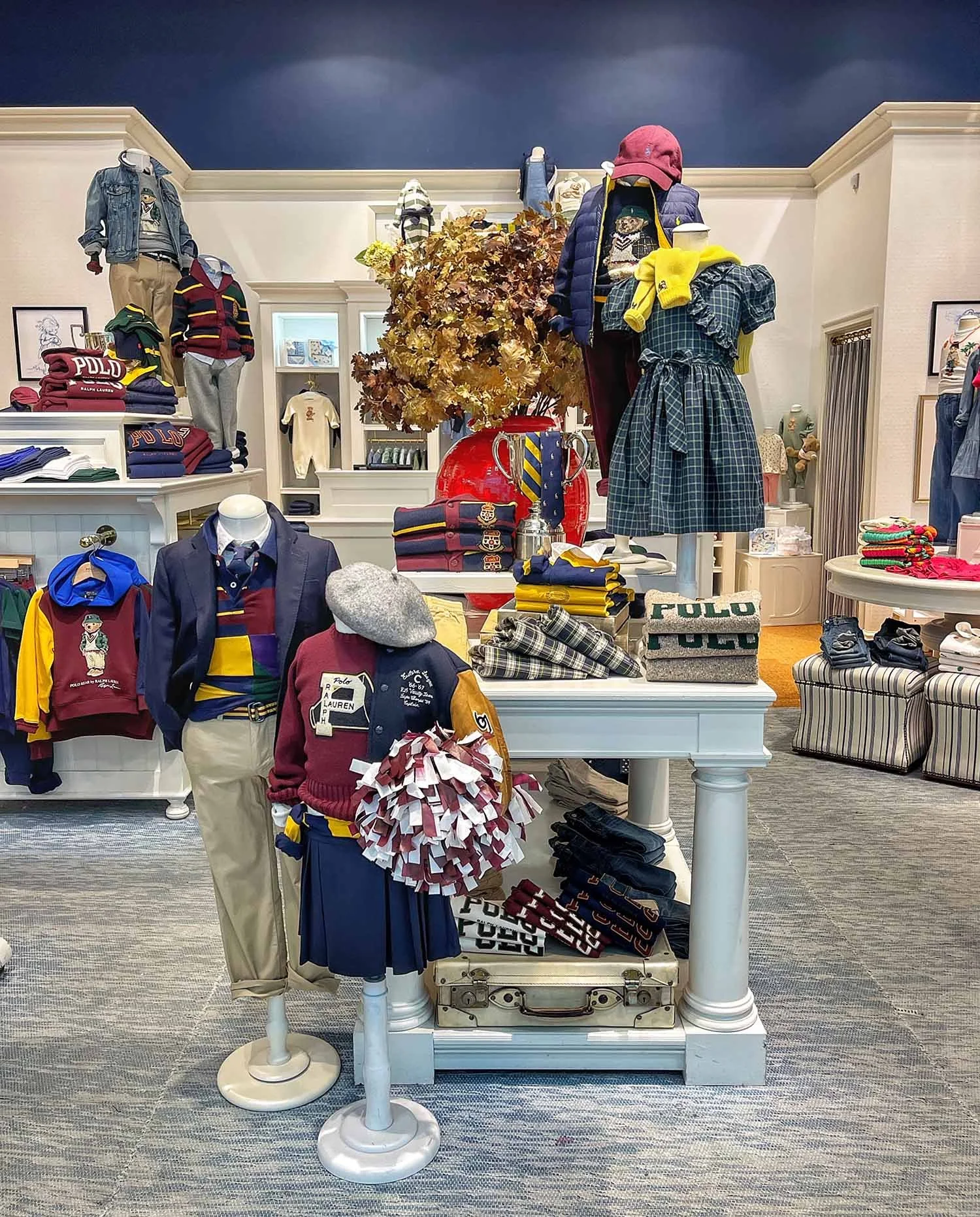 Ralph_Lauren_9775-Visual_Merchandising_made_by_Melike.jpg