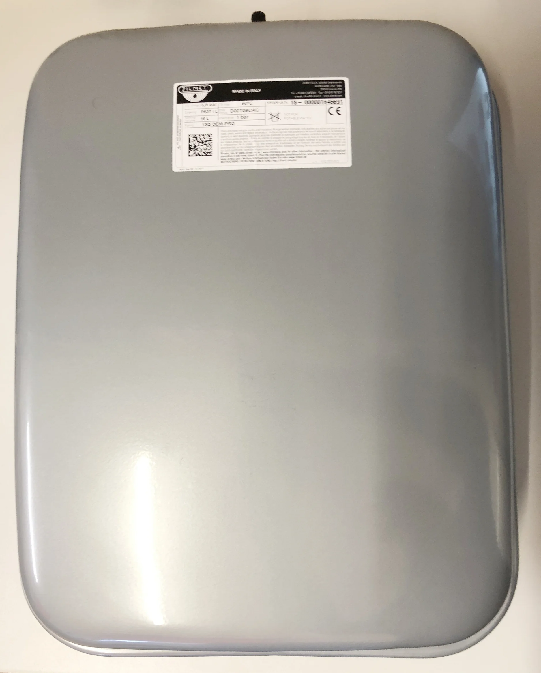 Grant 16 Litre Expansion Vessel VBS38