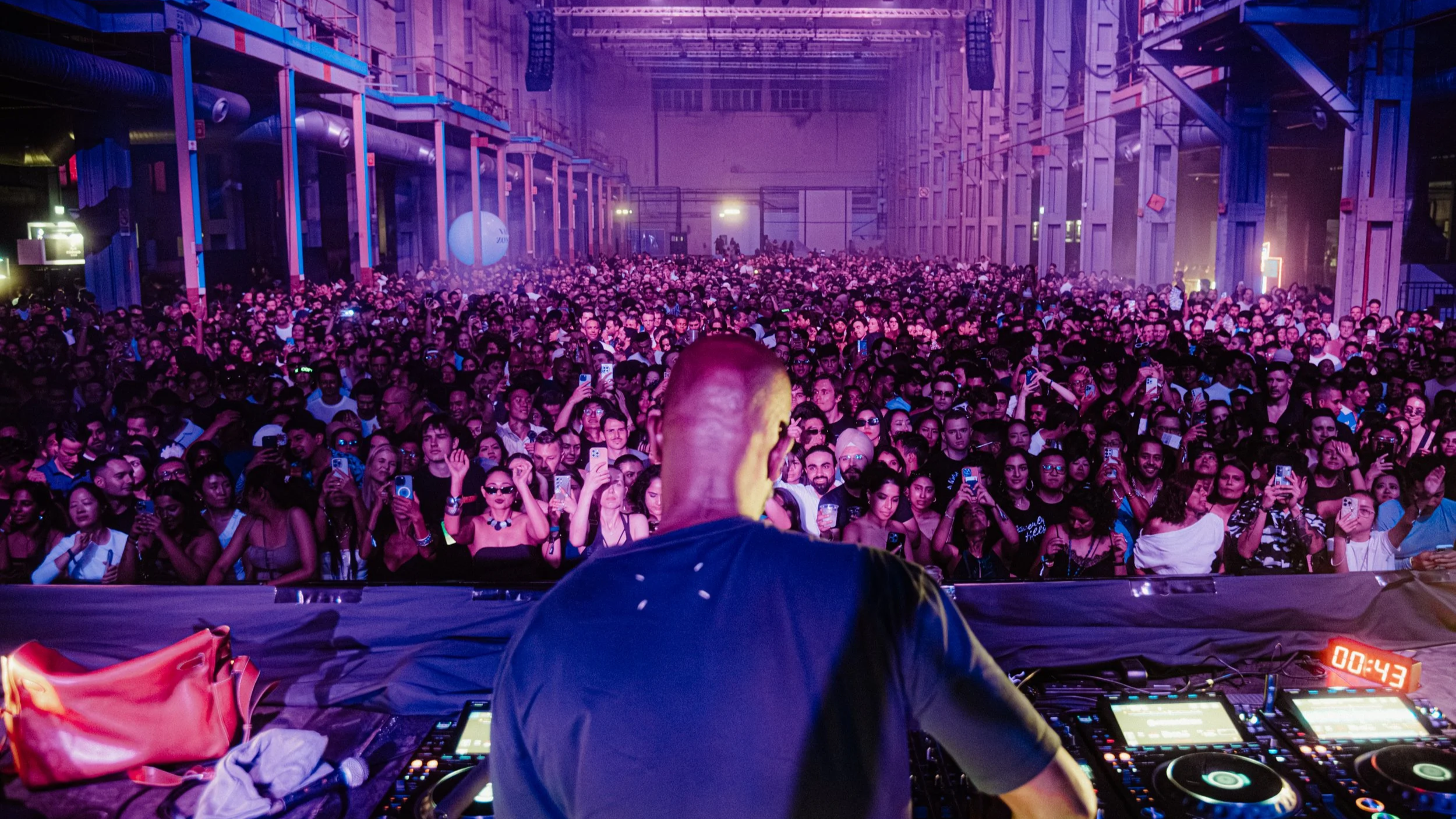 SAVOIR-FAIRE! x BLACK COFFEE--1 (1).png