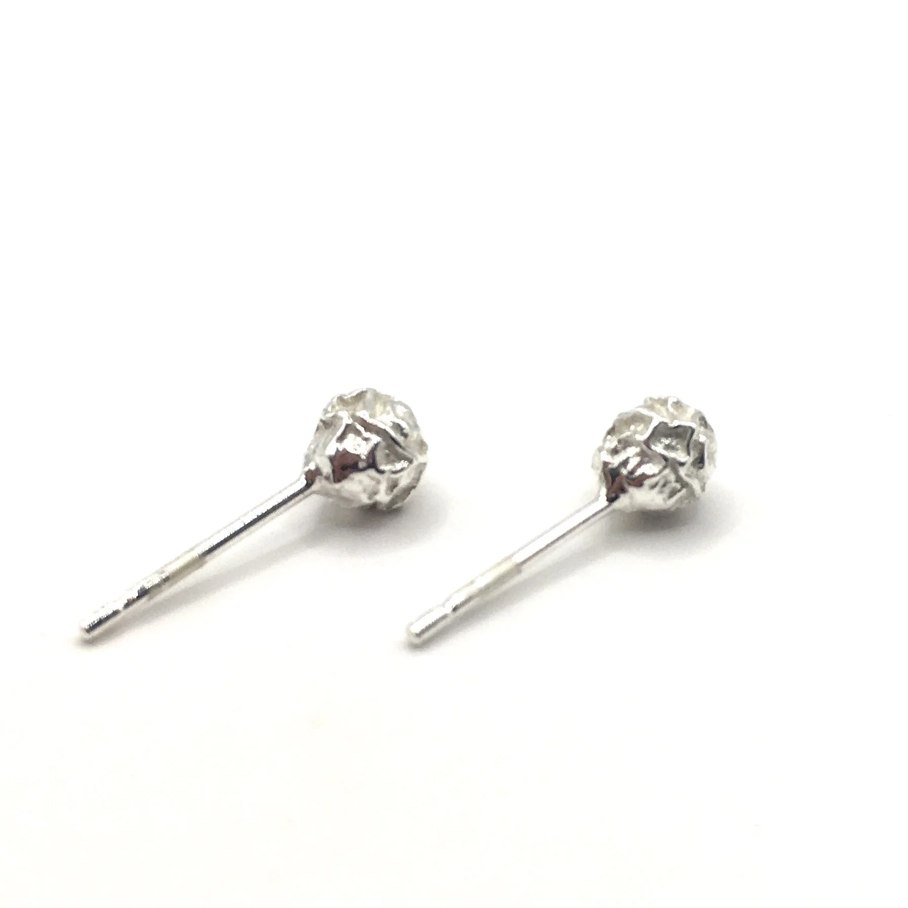 Peppercorn Studs