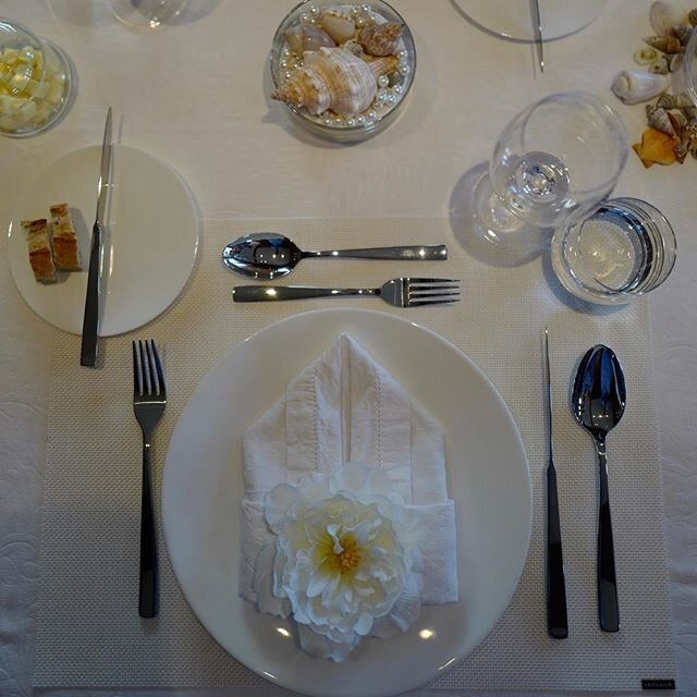 Place settings are ready for dinner! #dinnertime #luxurylifestyle #yachtlife