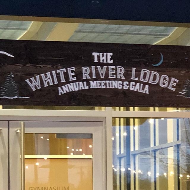The 2020 event season is off to a great start. Thank you to the Batesville Area Chamber of Commerce for allowing us to play a role in your annual event. 
#WhiteRiverLodge
#LanternsandLibations
#FrostandFirepits
#Tomahawkchop
#EventPlanning
#Batesvill