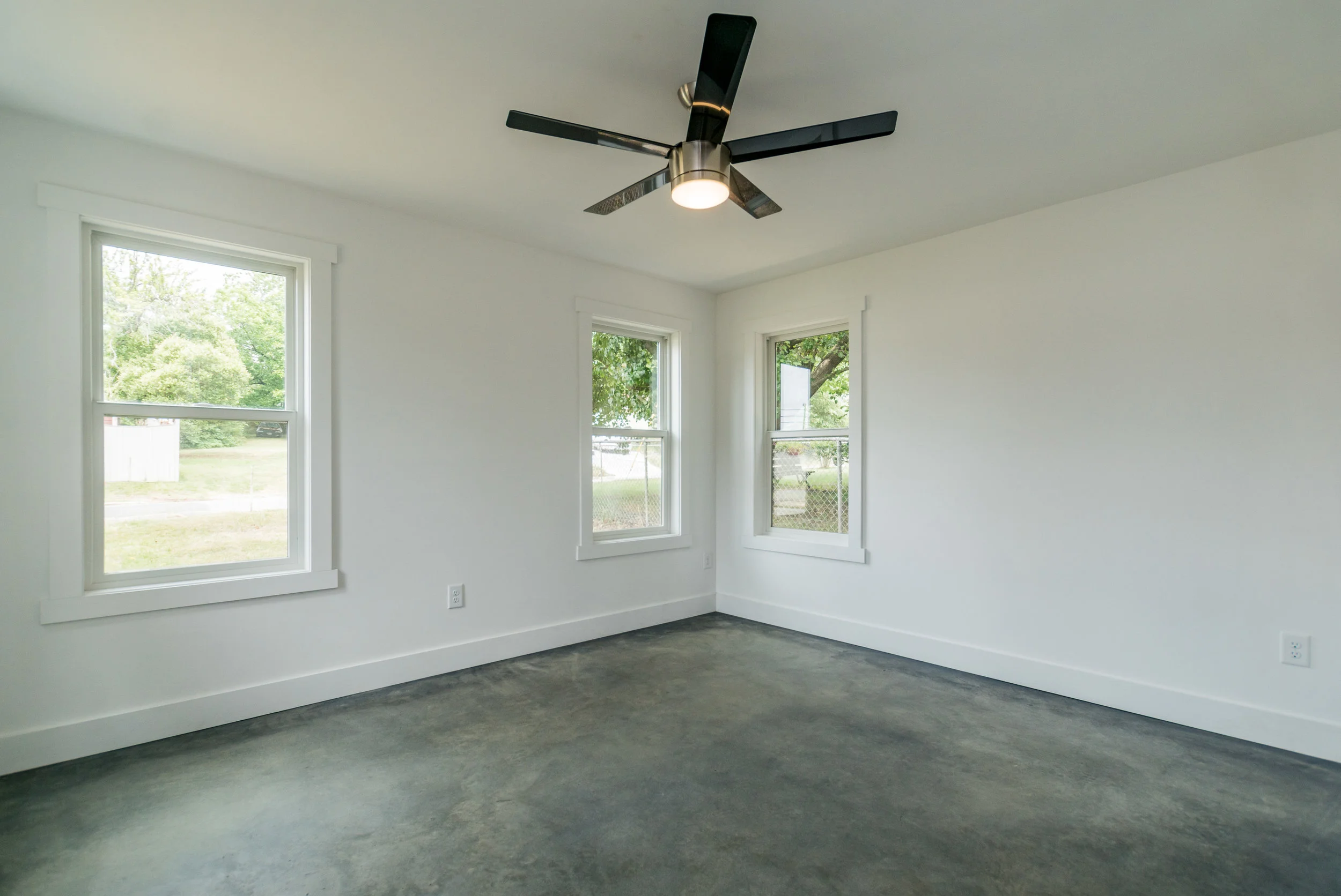 013_Family Room.jpg