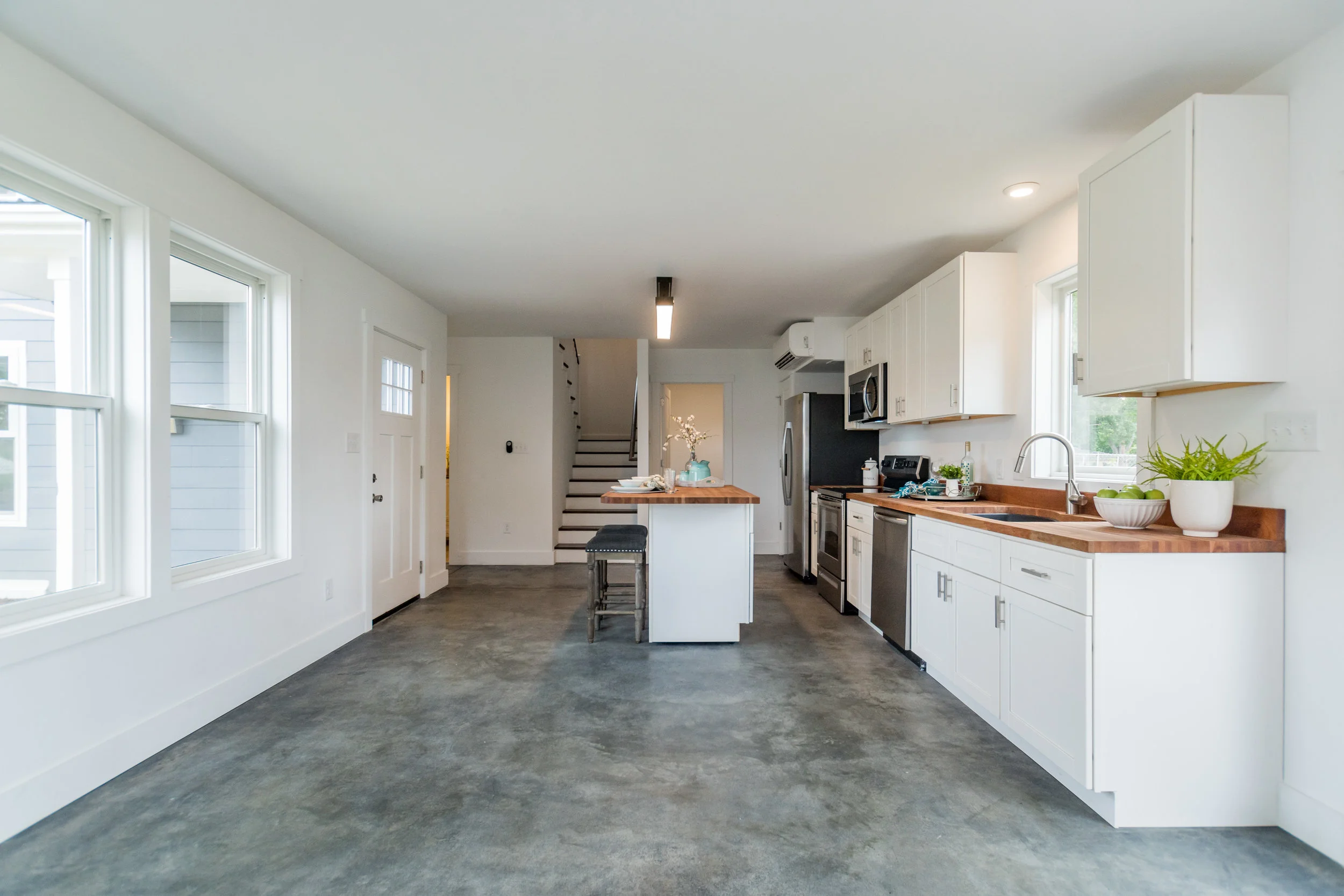 007_Kitchen.jpg