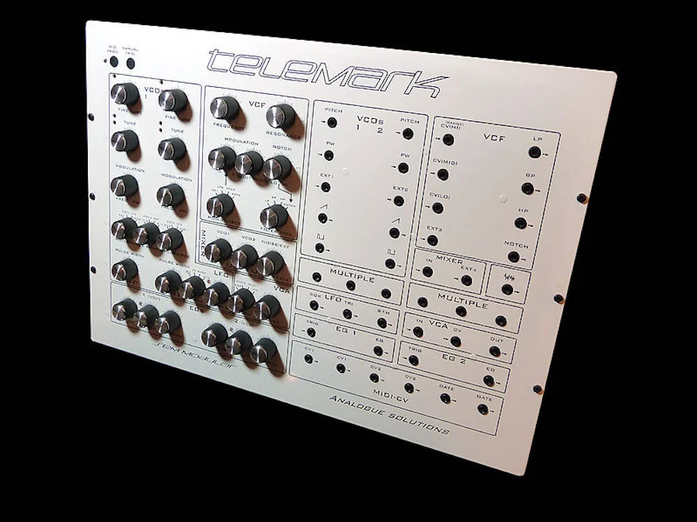 analogue-solutions-synthesiser-telemark-angle.jpg