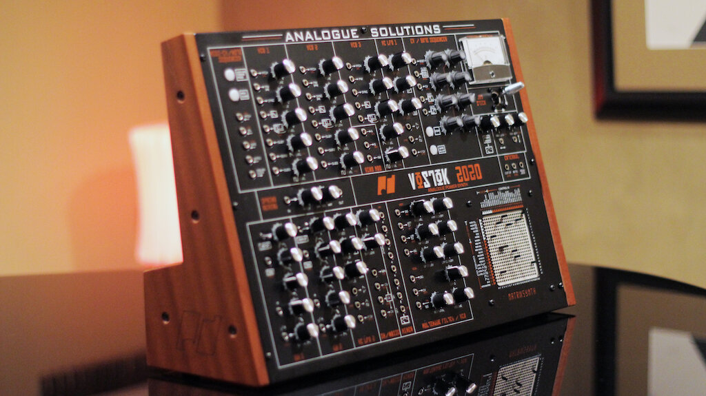analogue-solutions-synth-vostokp8.jpg