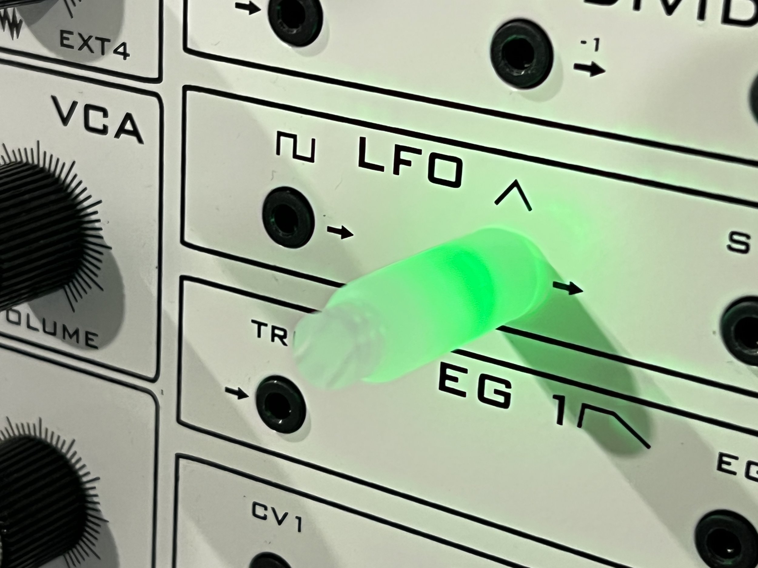 analogue solutions LED pin 3.JPG