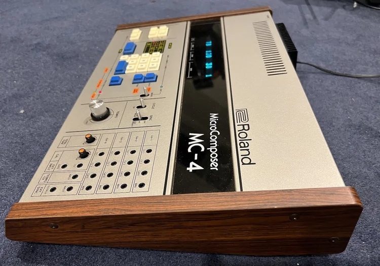 Roland MC-30 ひどい