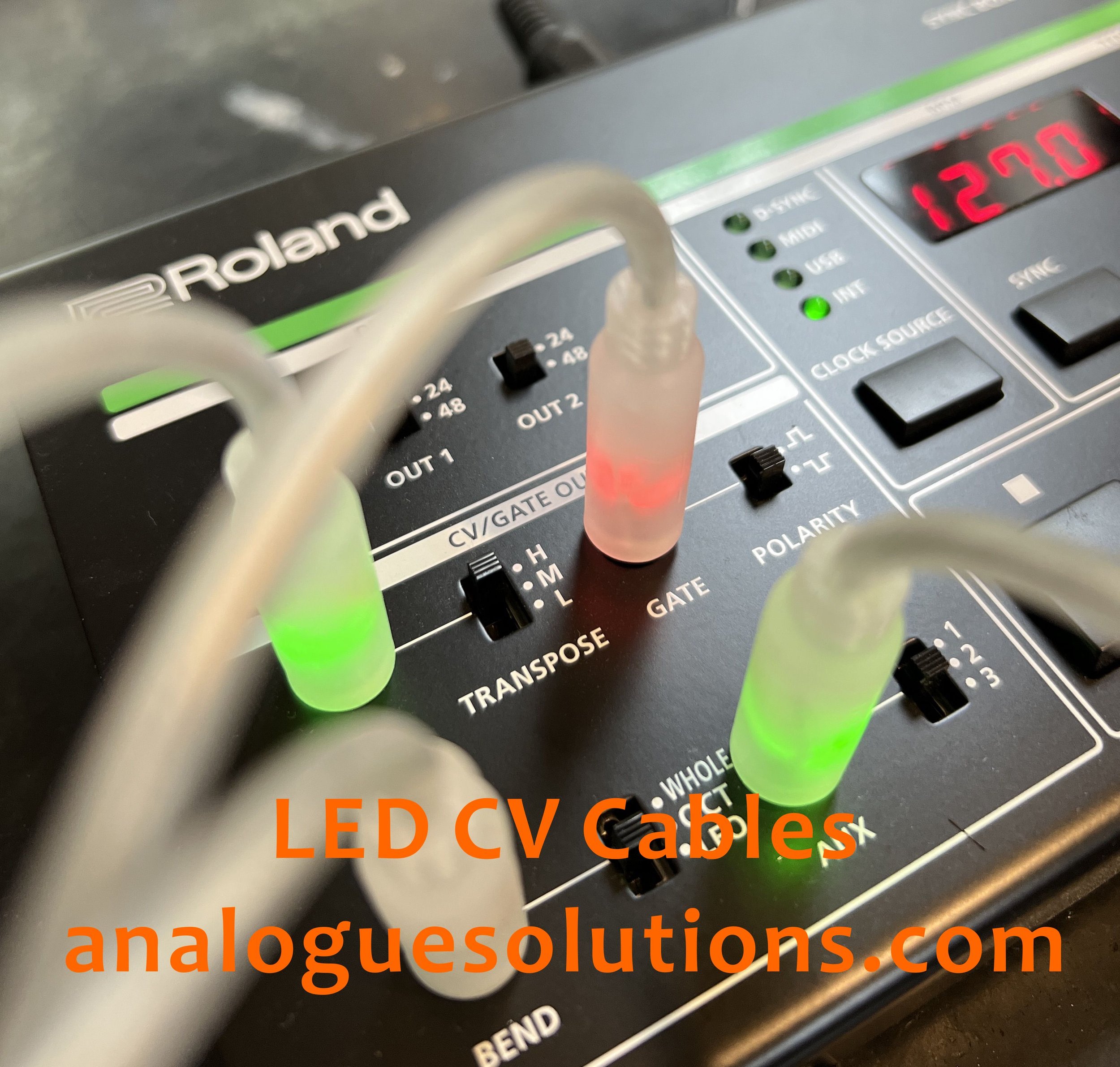 analogue solutions led cv cables  roland sbx sync box.JPG