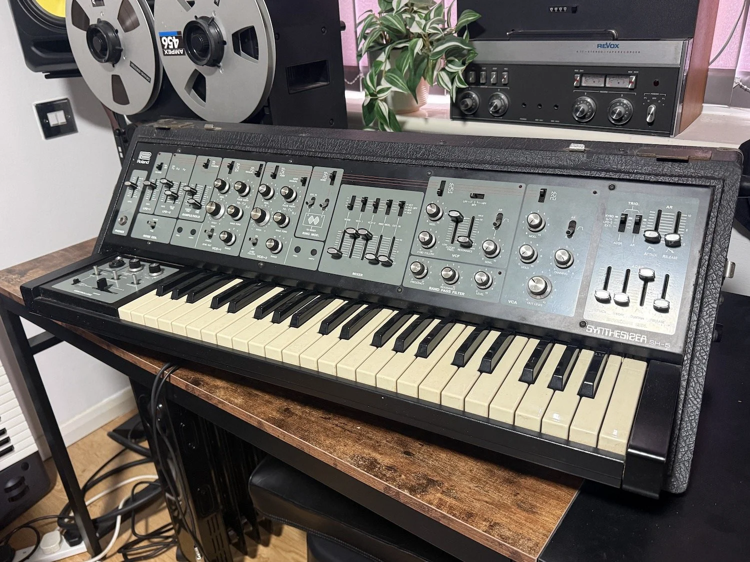 00012sh5-analogue solutions-.JPG