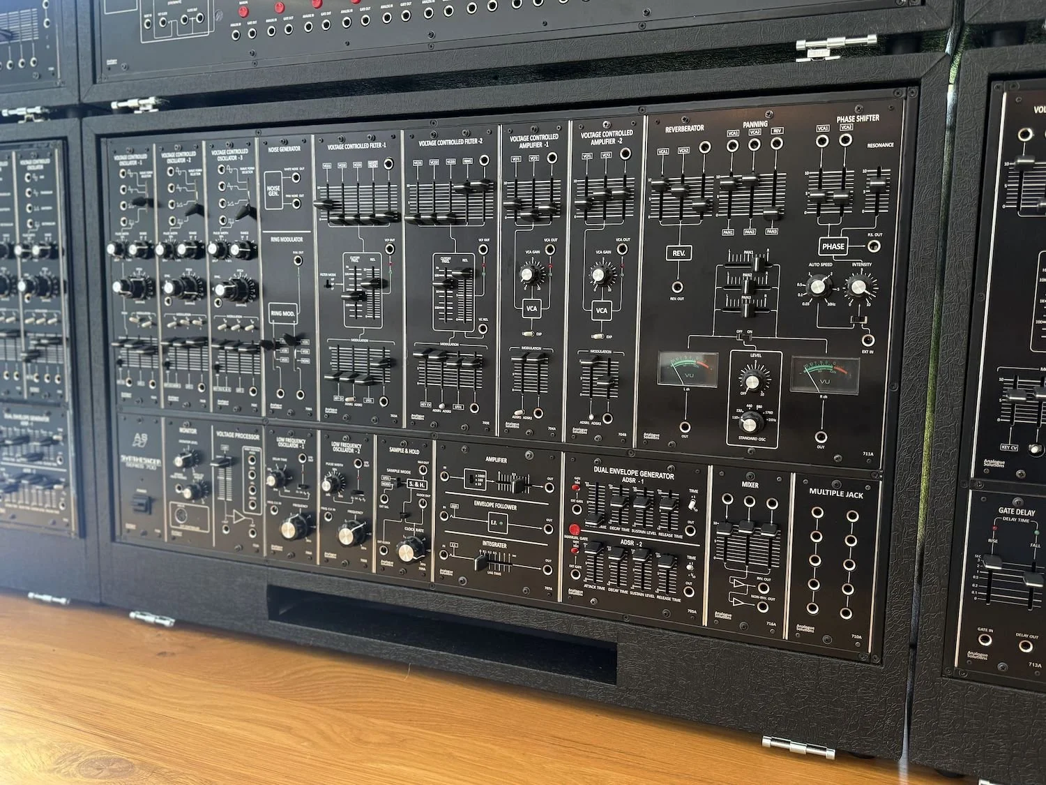 analogue solutions series 700 roland system 00009.jpg