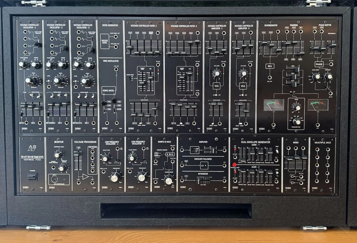 analogue solutions series 700 roland system Main.jpg