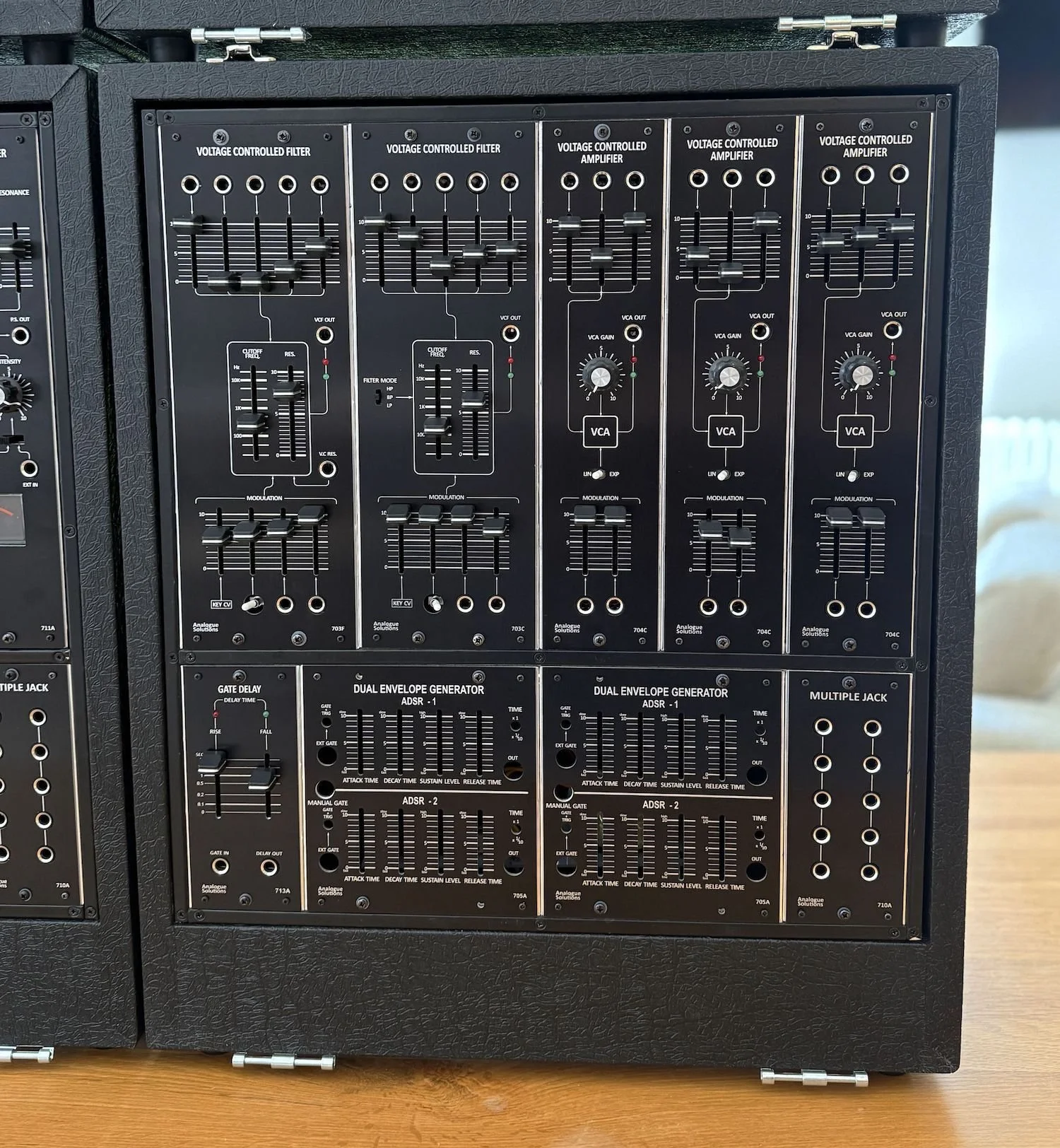 analogue solutions series 700 roland system VCF block.jpg