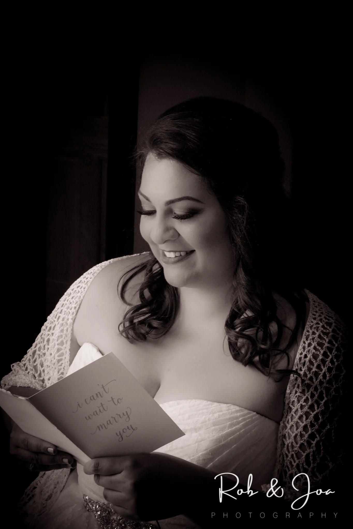 Baltimore's Best Wedding Photographer at Linganore Winecellars