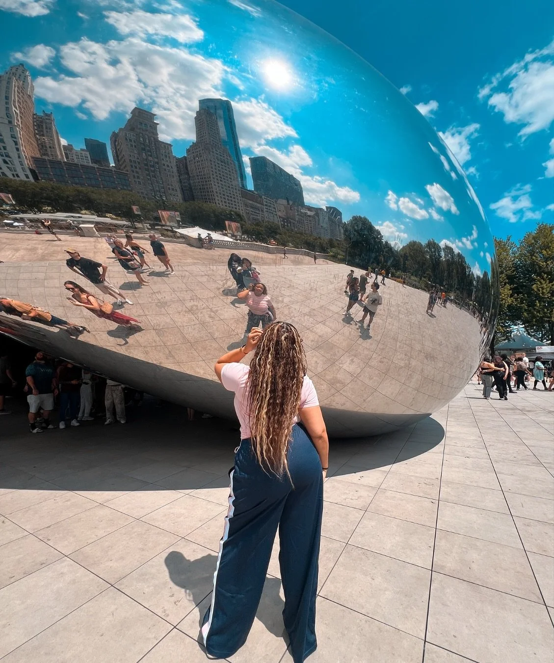 lil girls trip, lil photo dump 🤭🌭🏙️🍦📸 
 
 
 
 
.
.
.
#chicagotrip #visitchicago #newbuffalomichigan #newbuffalo #kasama #chicagoeats #summertimechi summertime chi, new buffalo, new buffalo day trip, Chicago restaurants