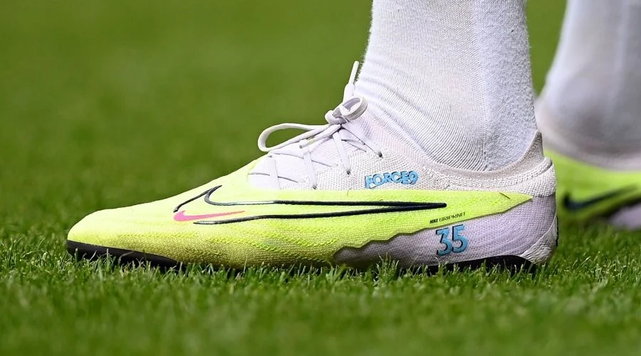  Force9 on the cleats 
