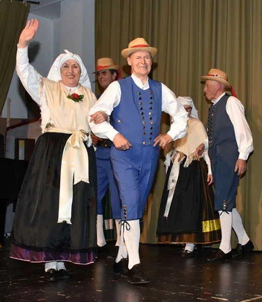 Folklora_Hrvatini_1.jpg