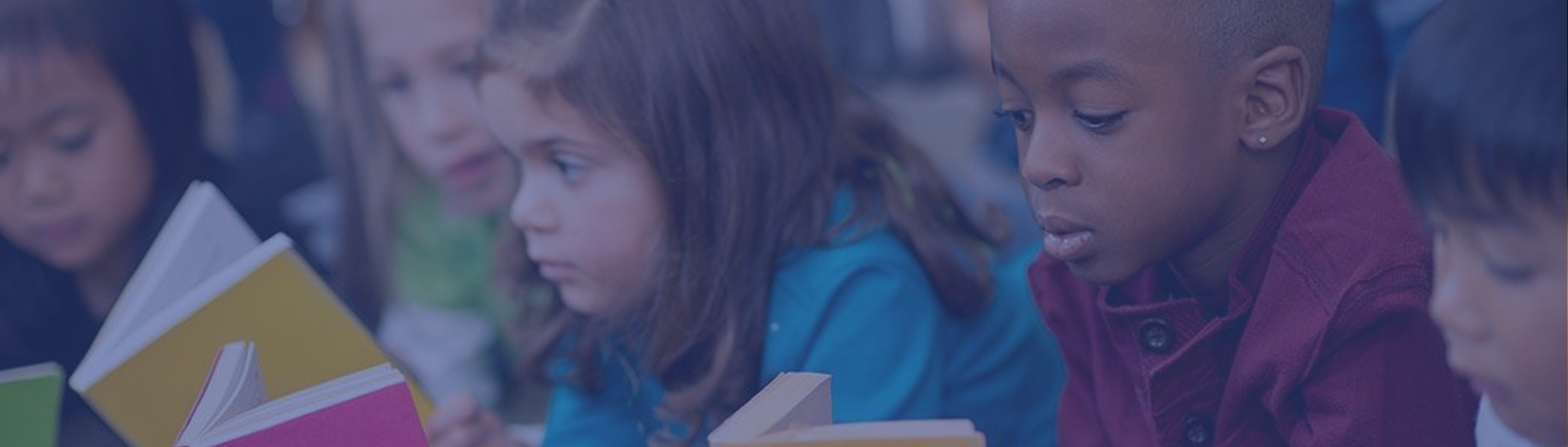 blue-kids-reading.png