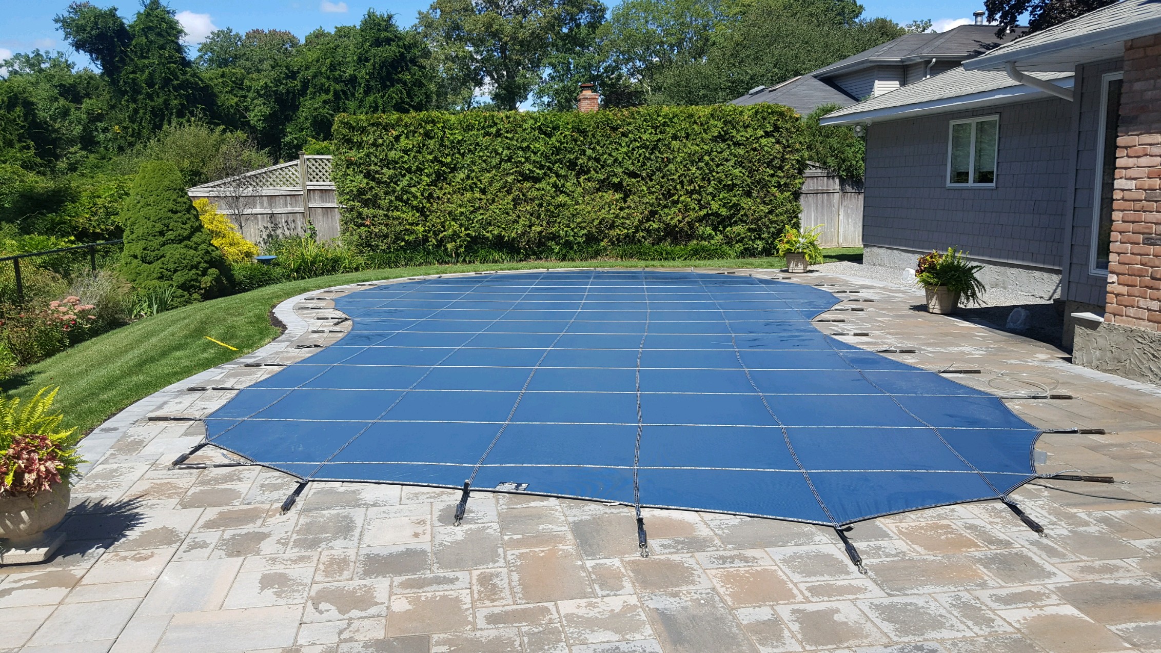 Loop Loc Covers — Dunrite Pools
