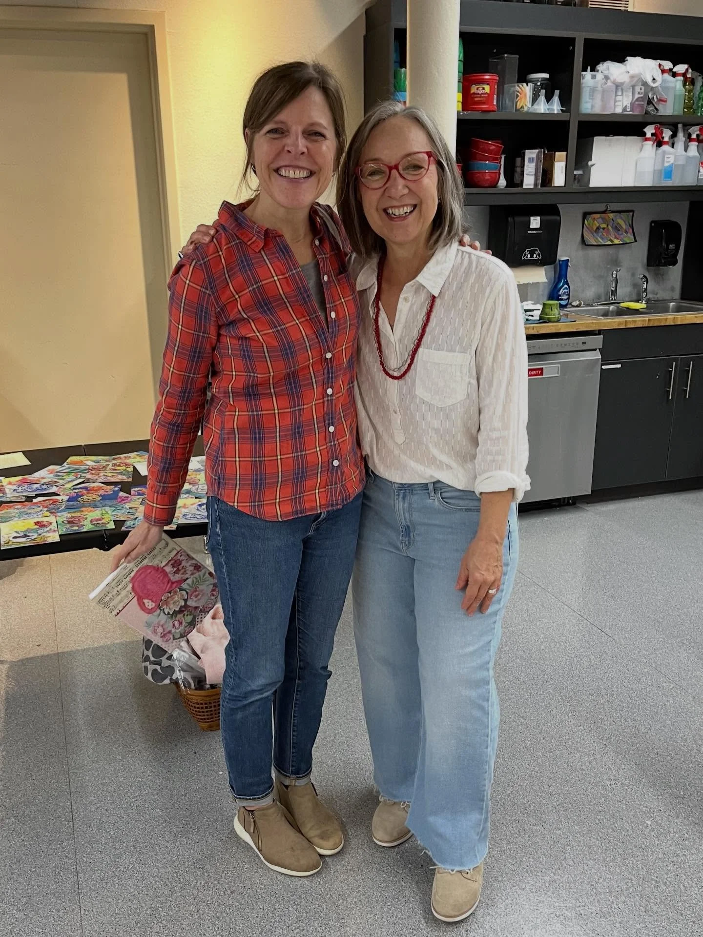 Here&rsquo;s a photo dump for February to catch up with you:) The first few are of a recent workshop @the.grace.museum and the last is an example for an upcoming workshop @wildflowerartstudio on February 28th, Saturday 10-12. In between are works in 