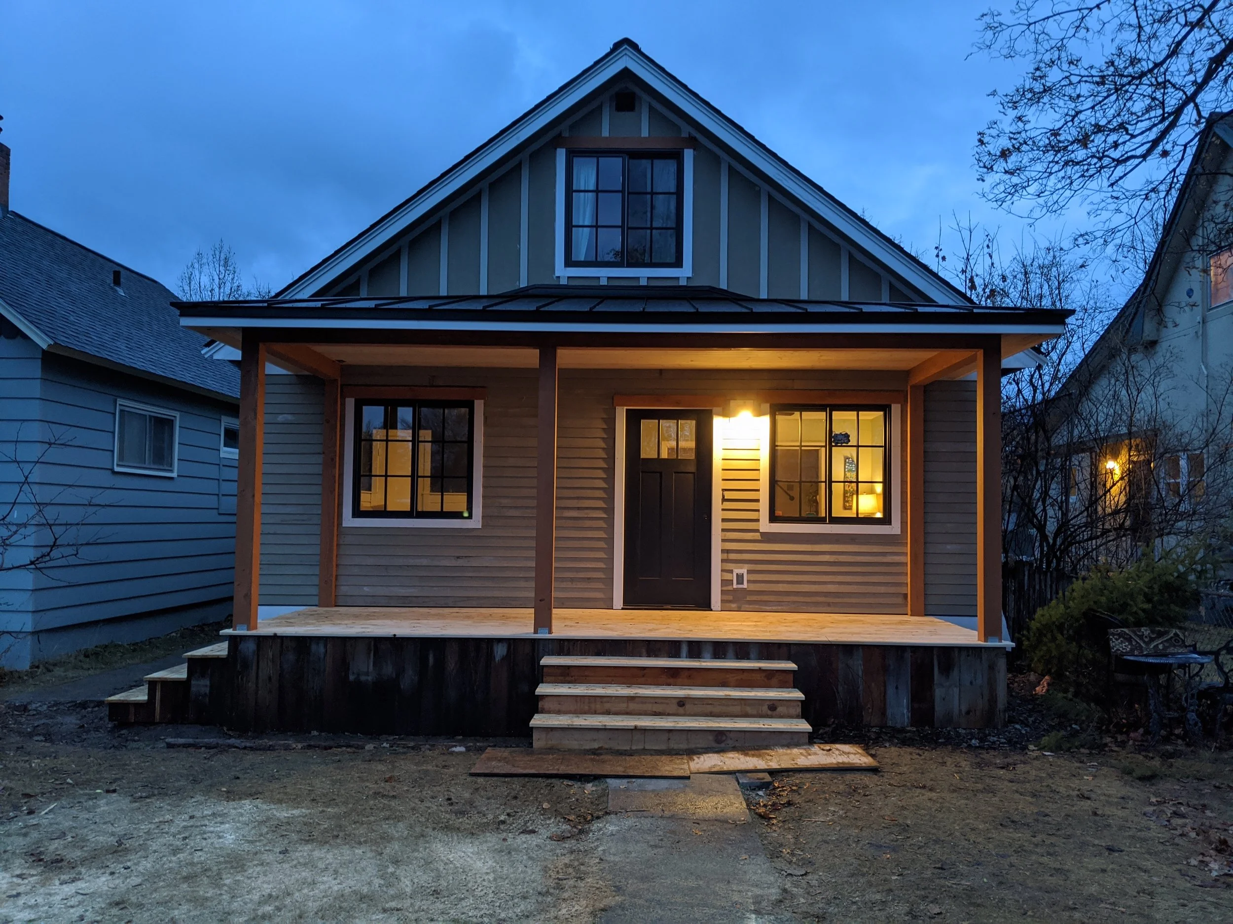 Deck Porch_Brome_1.jpg