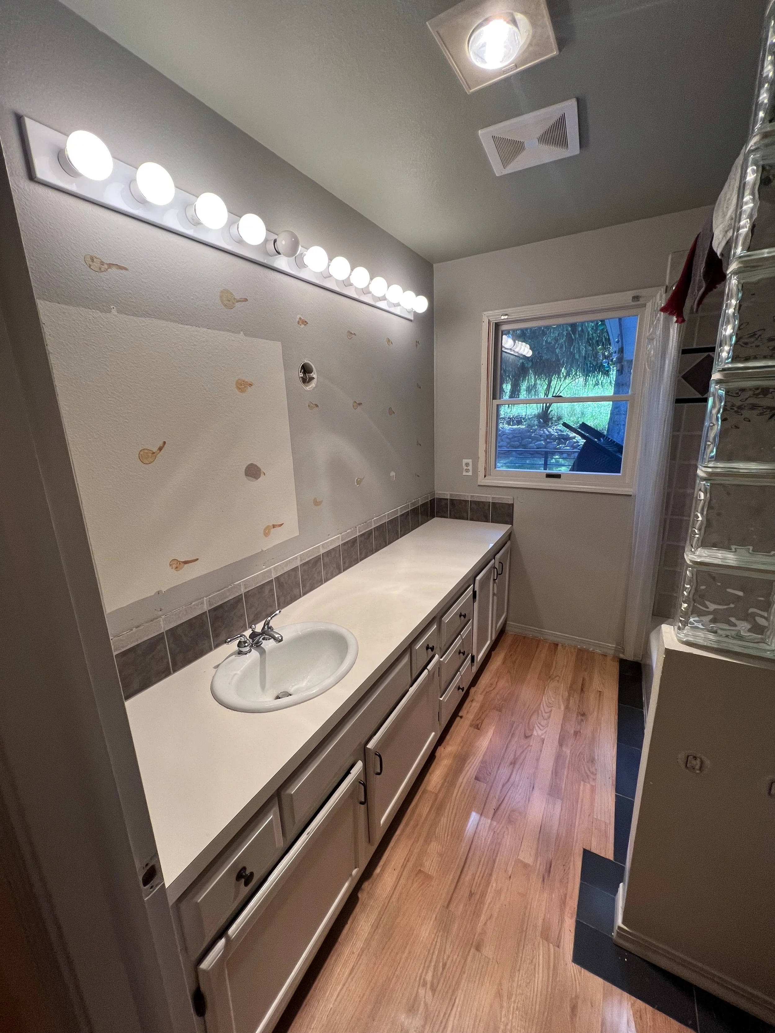 Bathroom Remodel_Mohr_Before_1.jpg