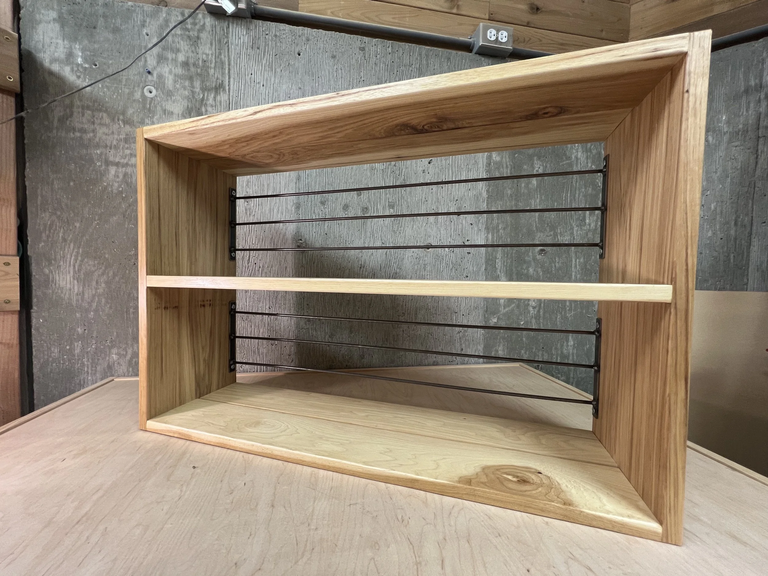 Bookcase_3.jpg