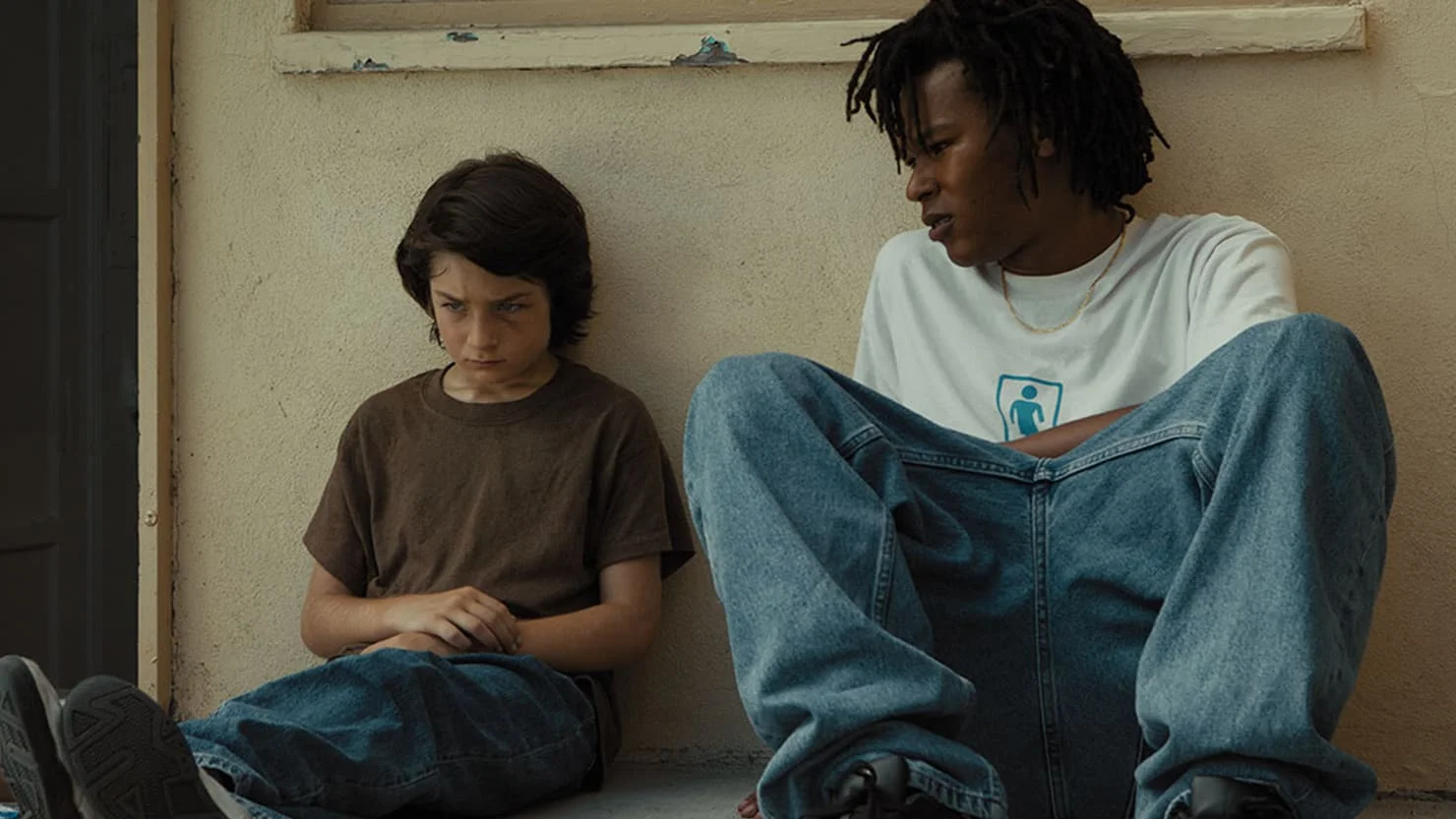 mid90s, instead of many other period piece films, dares to show audiences the darker side of the culture it represents. mid90s is an excellent examination of how joy, conformity, and indulging in pleasantries masks our inner struggles. Image: A24 Fi…