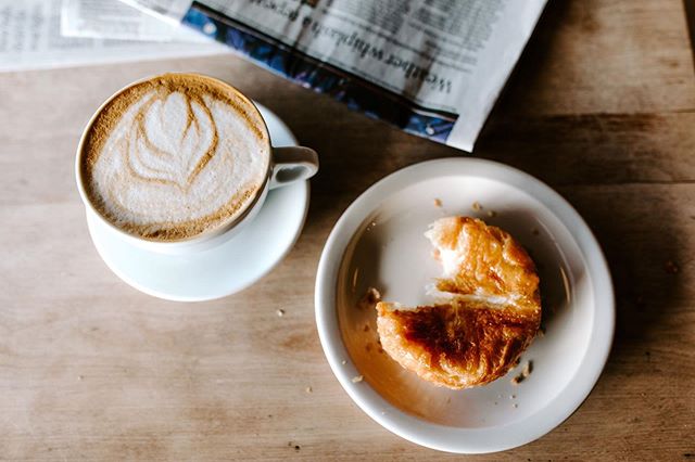 Happy Memorial Day! We&rsquo;re open normal business hours today. Lovely shot by @kellyrussophoto.  #memorialdayweekend #rusticabakery #mplsbakery