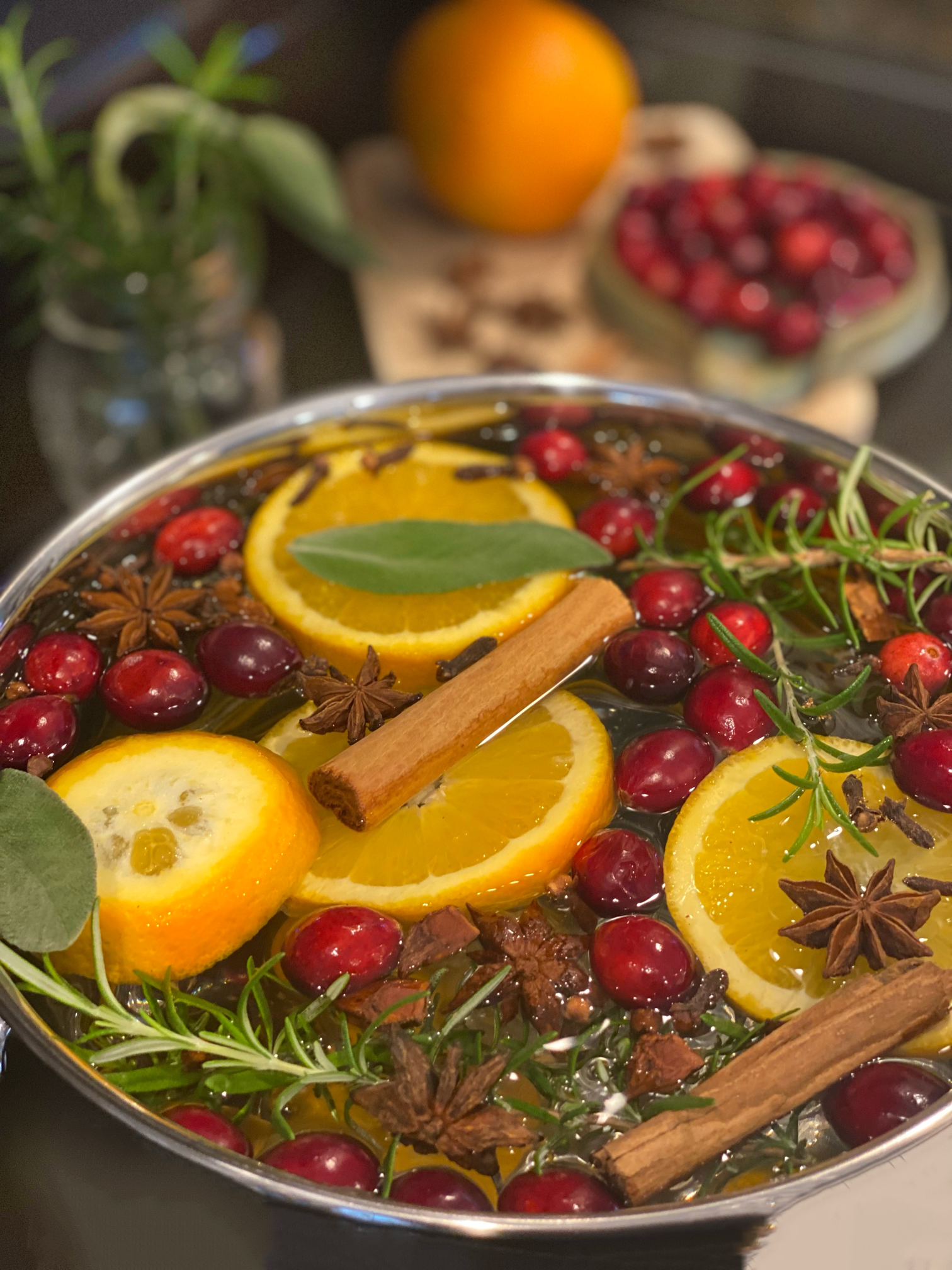 Aromatic Stovetop Simmer Pots For The Holidays