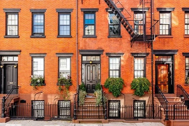 exterior brownstone apartment buildings
