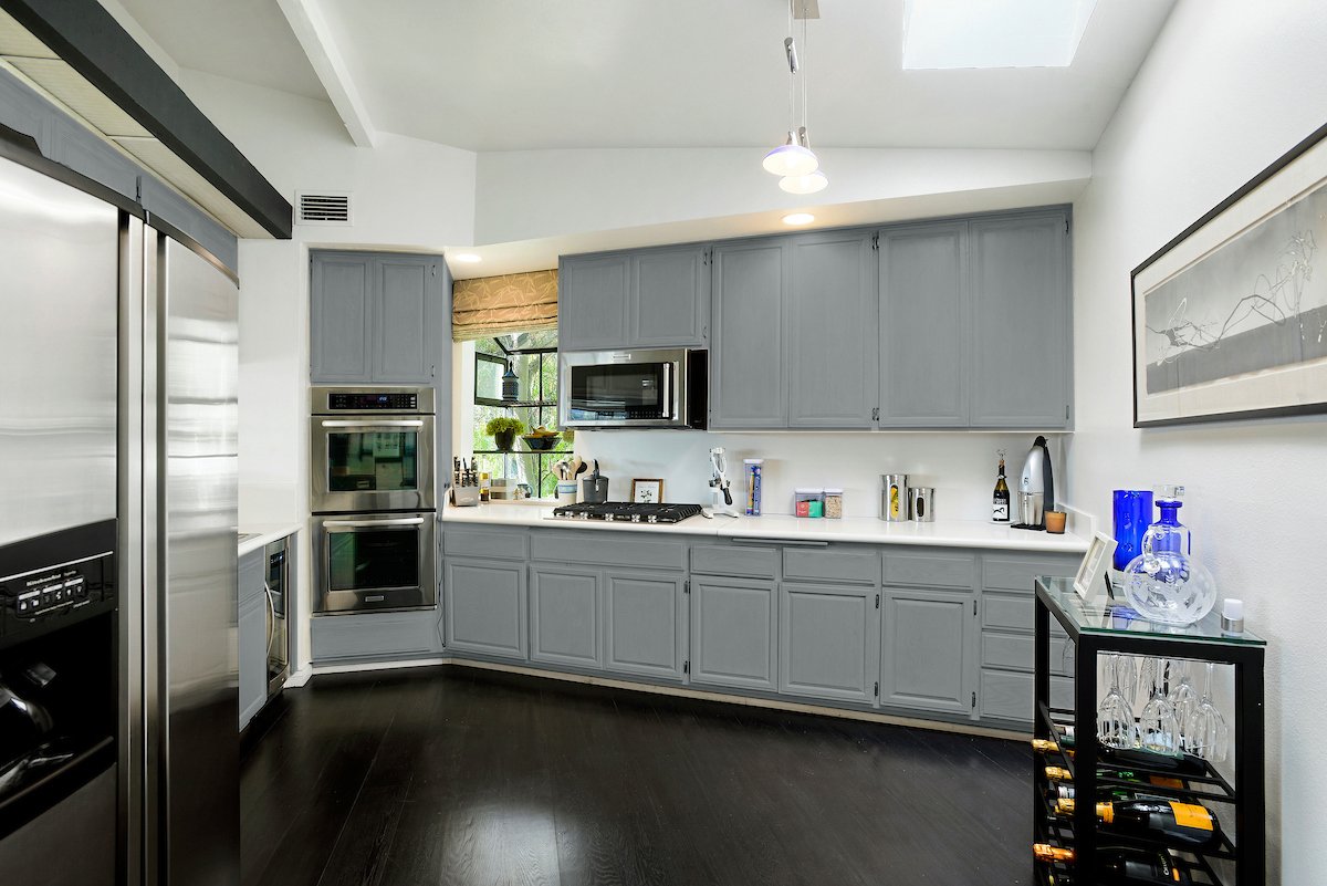 3048 fcd kitchen with grey cabs 1.jpg