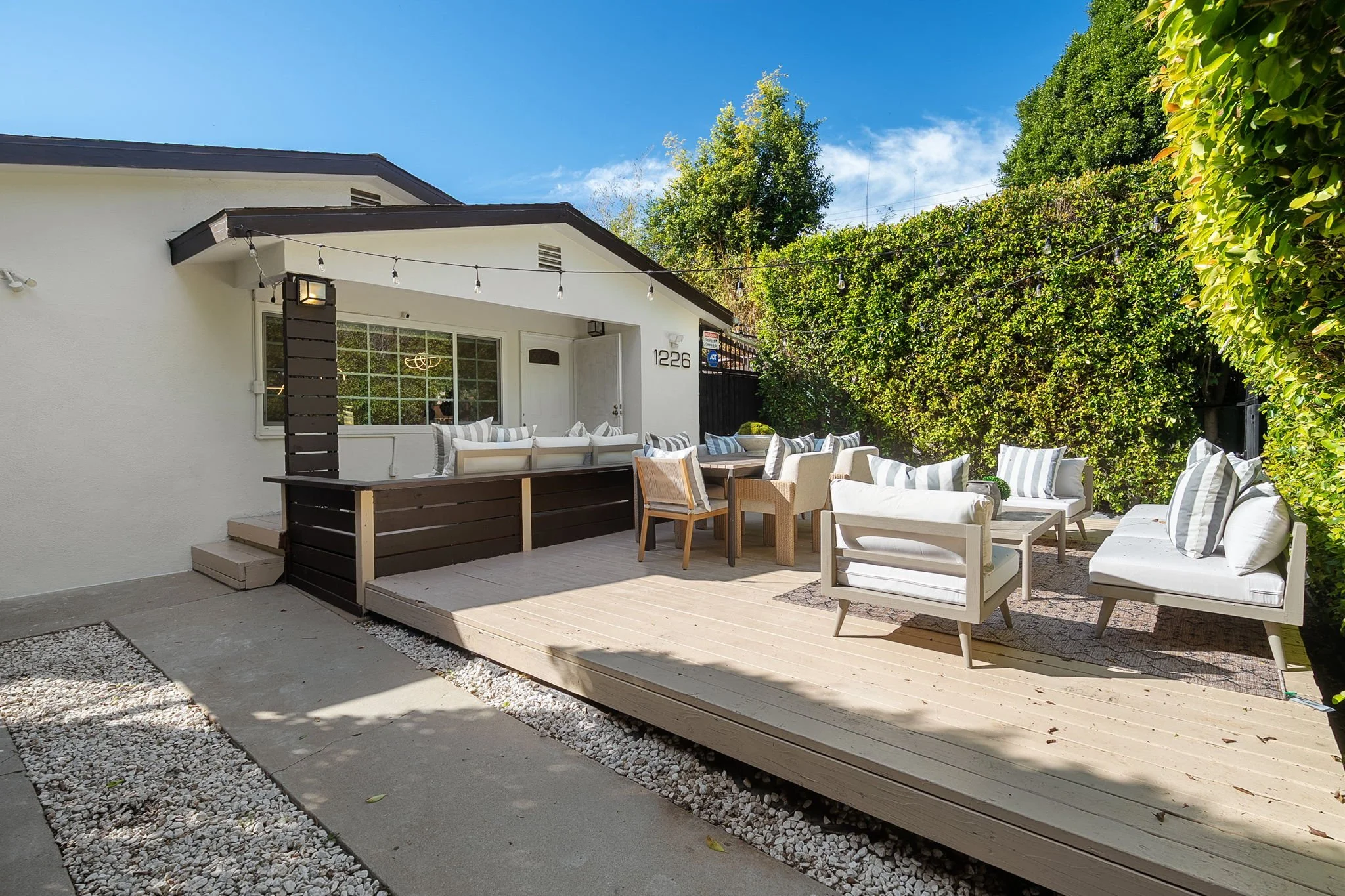 1226 Chelsea Avenue-6.jpg