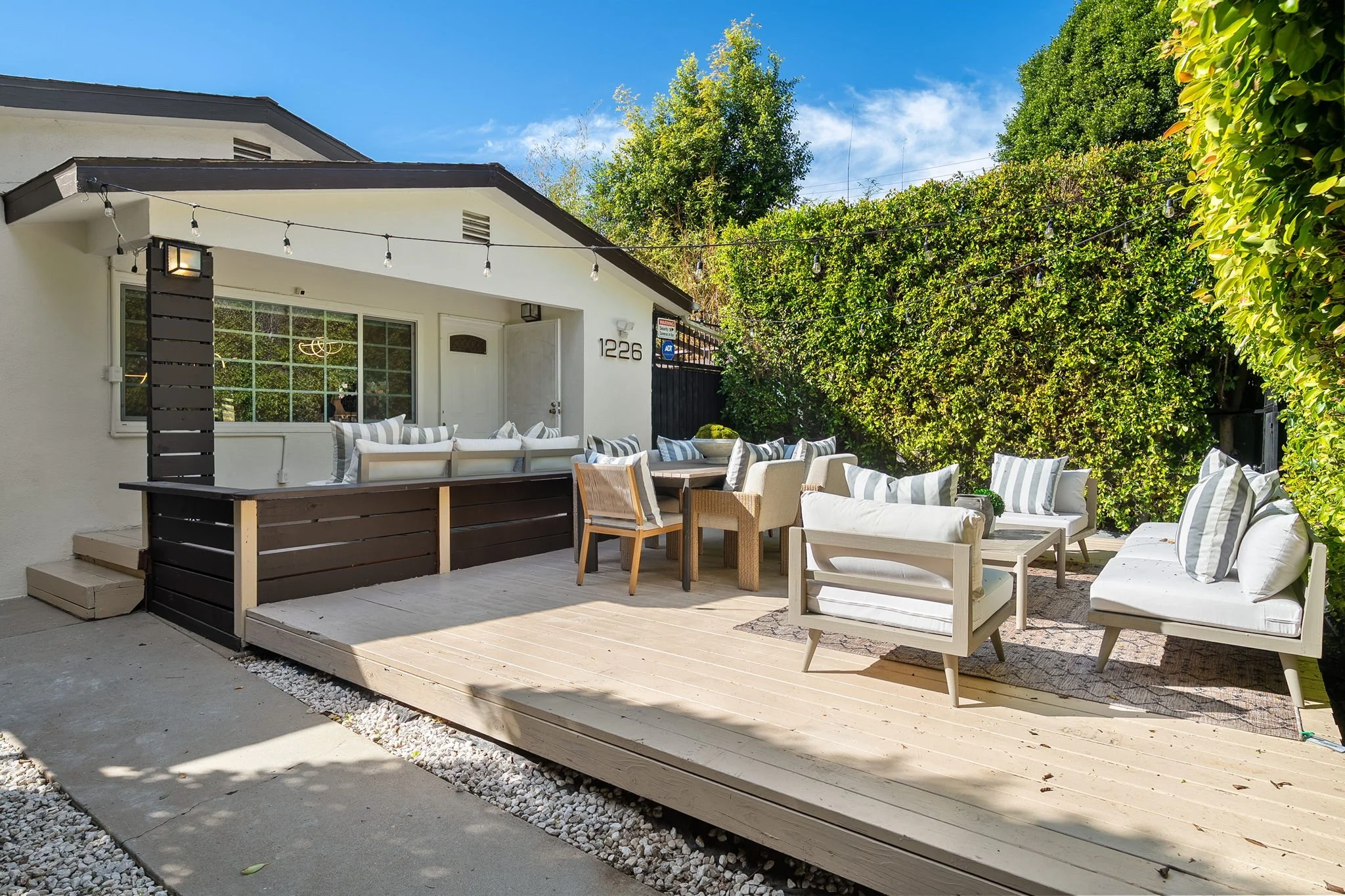 1226 Chelsea Avenue-7.jpg