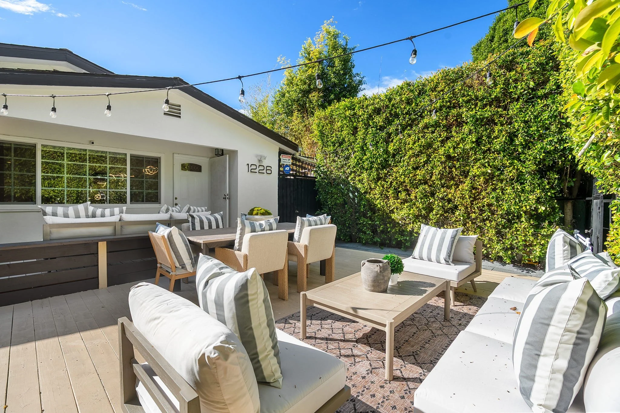 1226 Chelsea Avenue-8.jpg