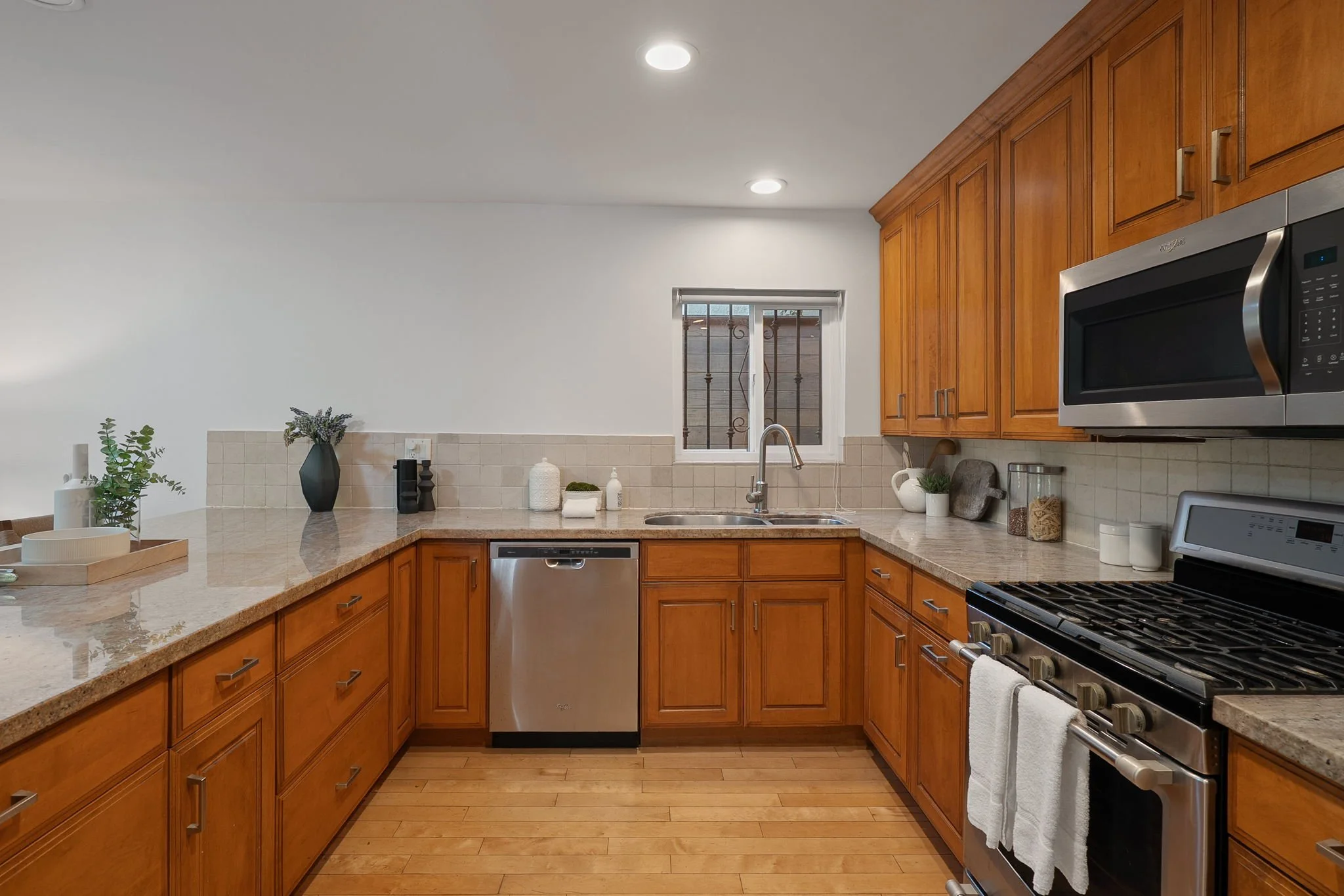 1226 Chelsea Avenue-24.jpg
