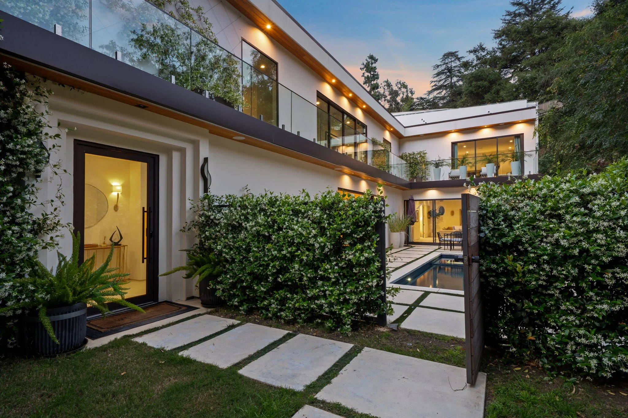1884 Laurel Canyon Road-77.jpg