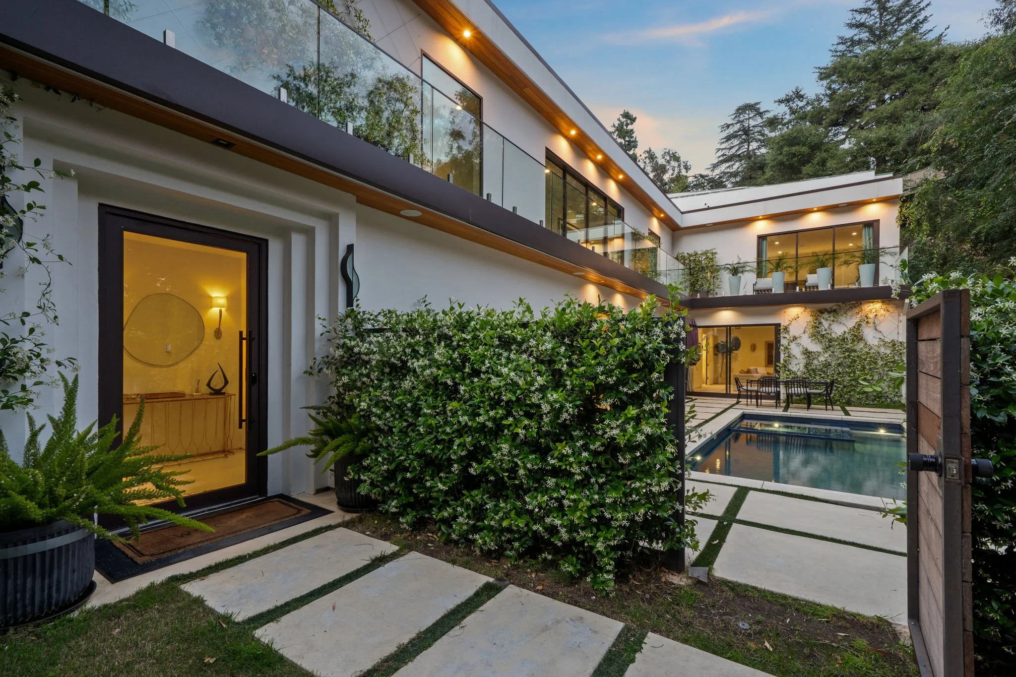 1884 Laurel Canyon Road-76.jpg