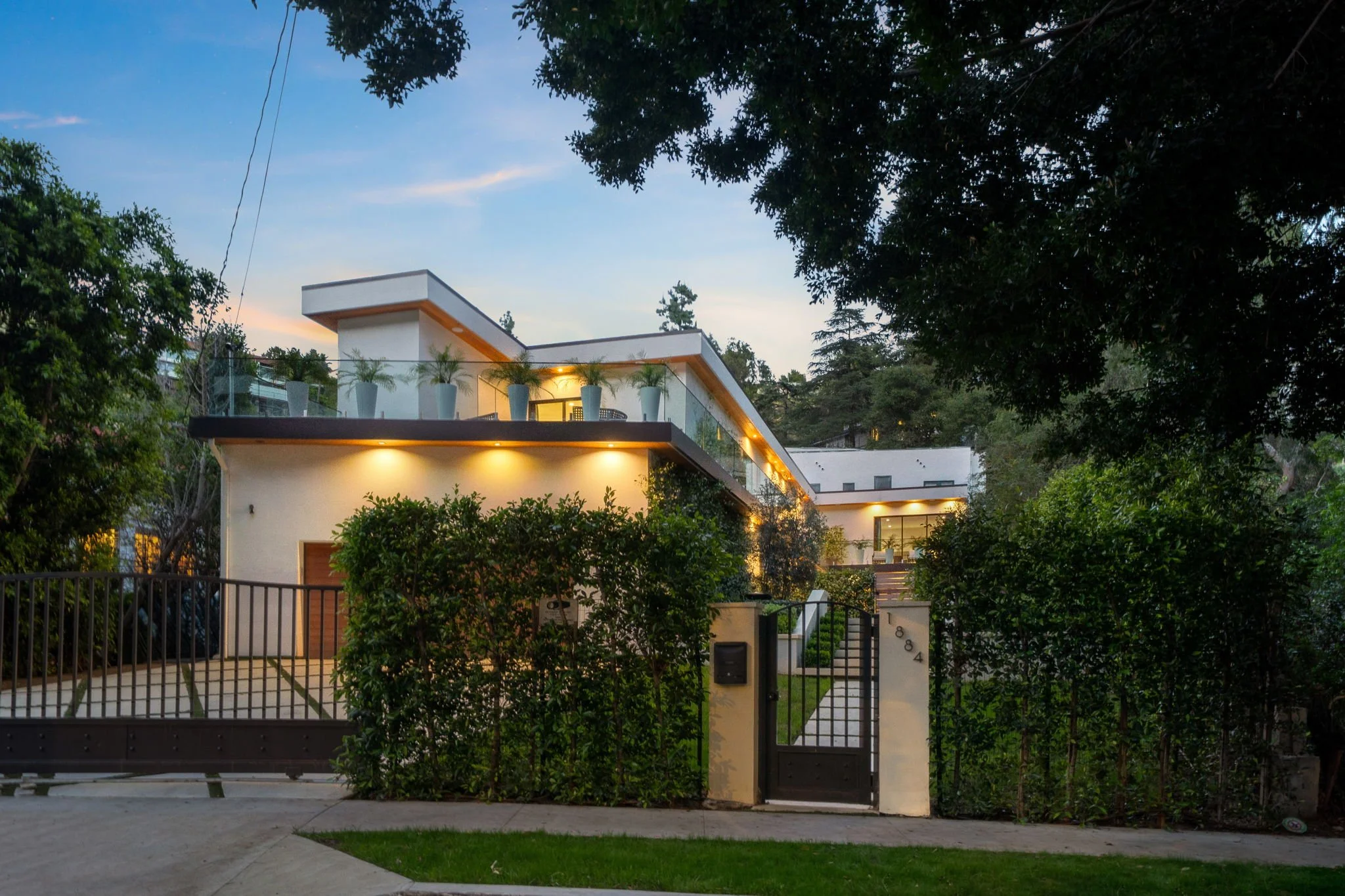 1884 Laurel Canyon Road-73.jpg