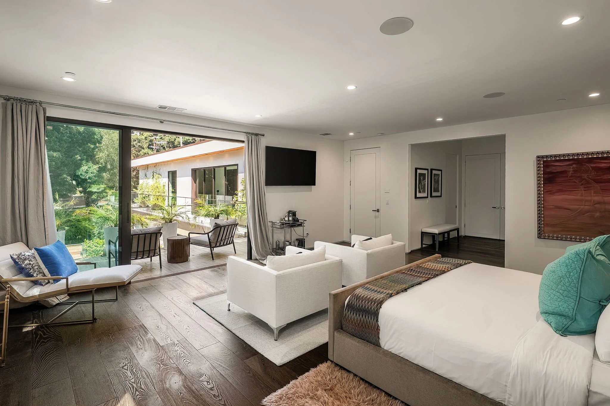 1884 Laurel Canyon Road-64.jpg