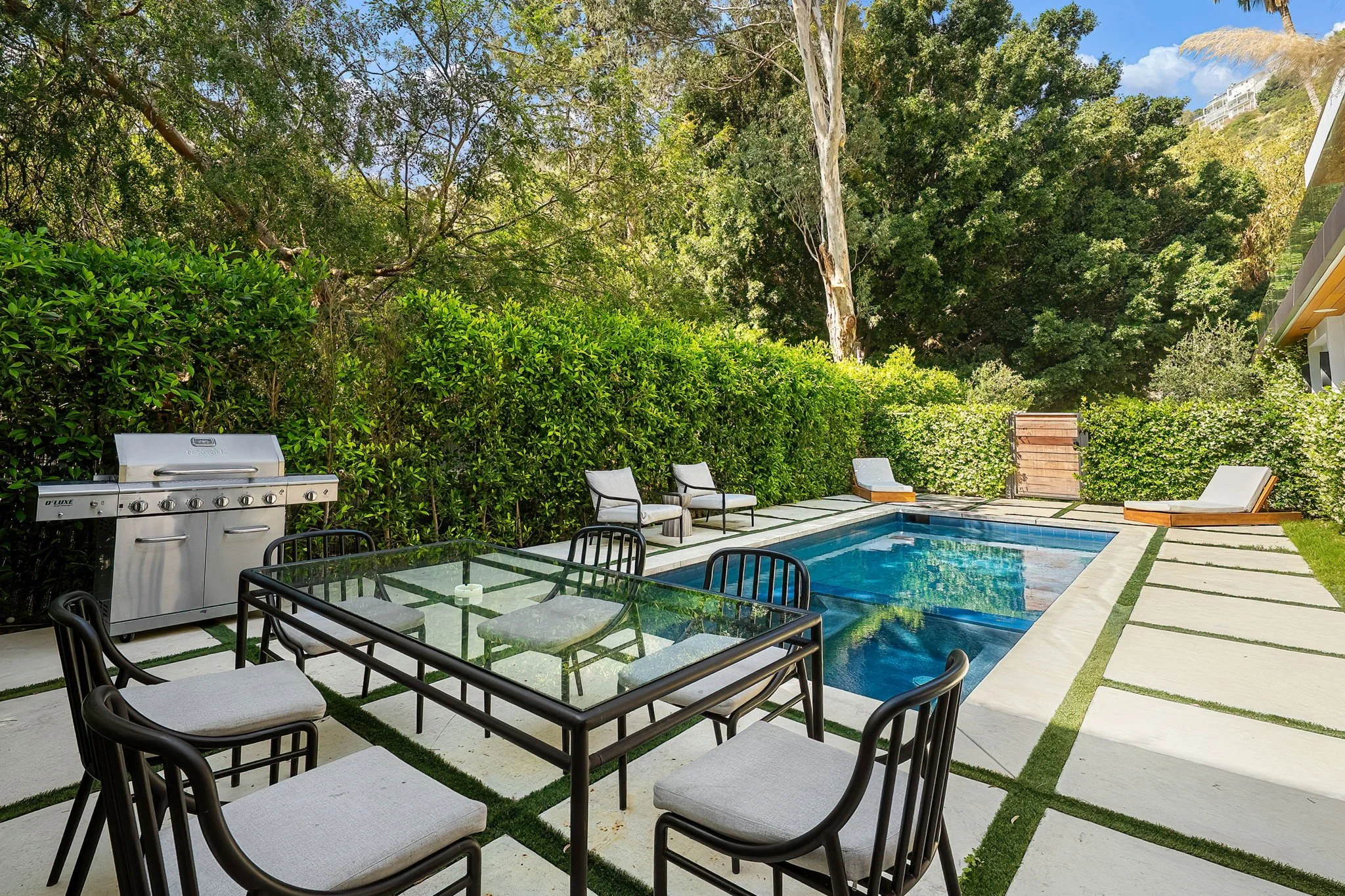 1884 Laurel Canyon Road-26.jpg