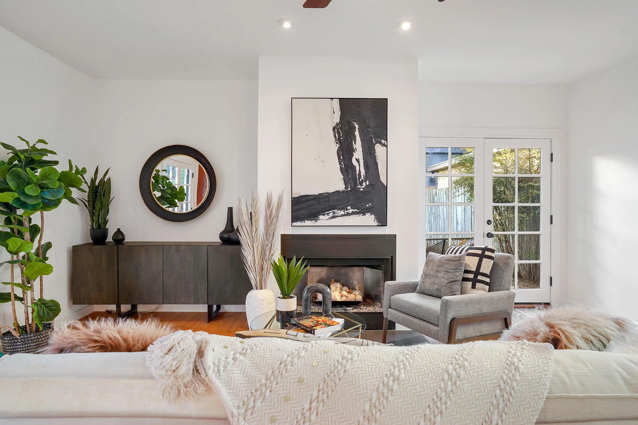 905 Howard Street-32.jpg