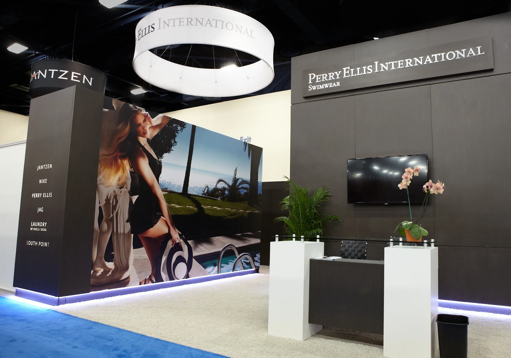 SWIM_SHOW_2012_013.jpg
