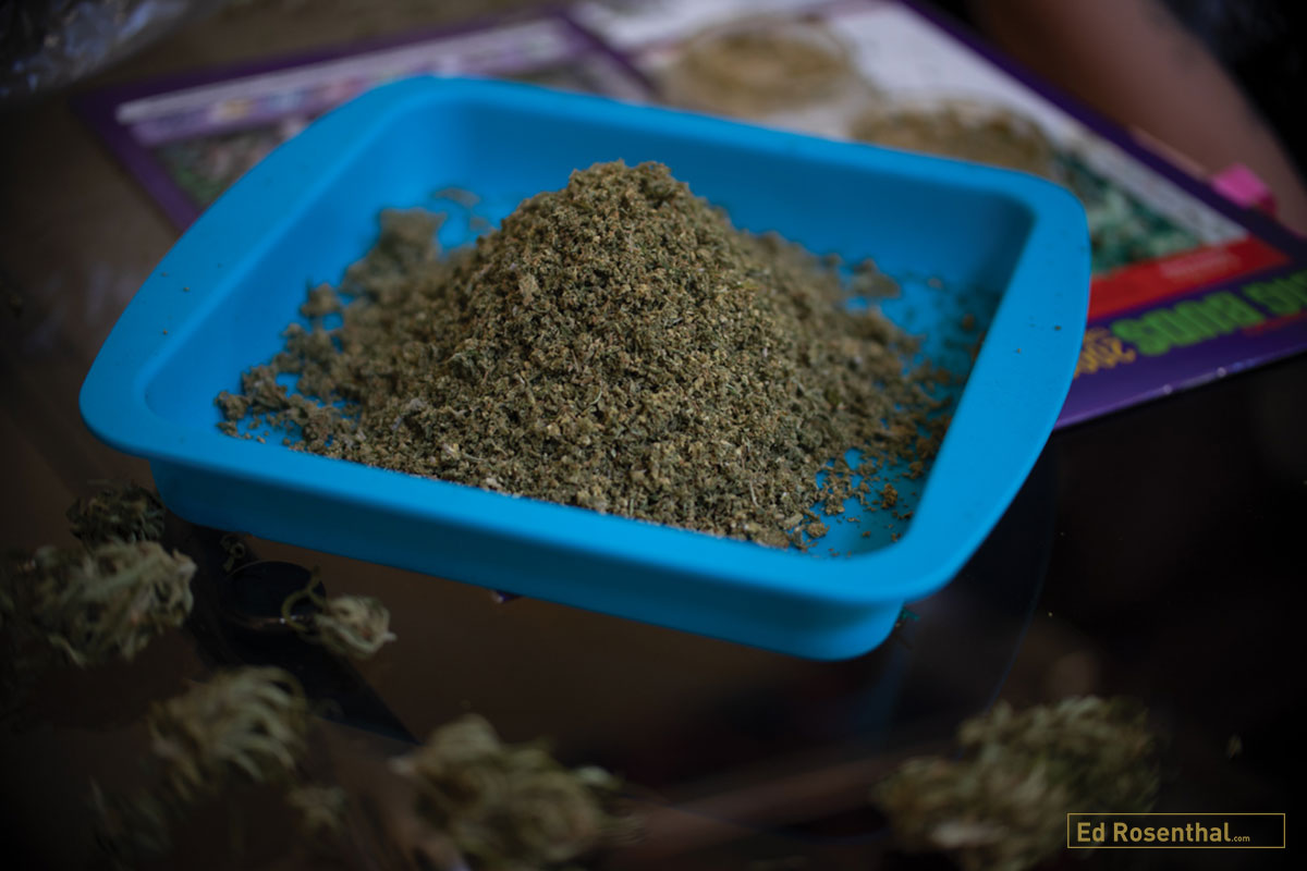 8 simple steps to making Dry Ice Kief — Ed Rosenthal