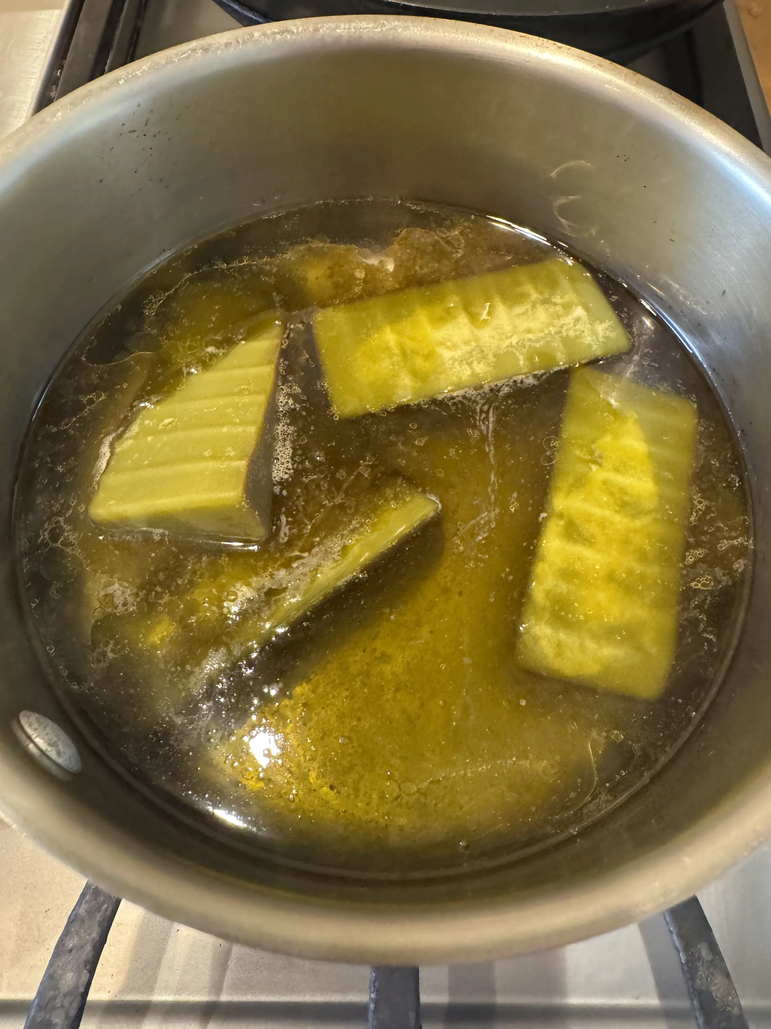 melting-cannabutter-for-water-wash-edible-cleanup